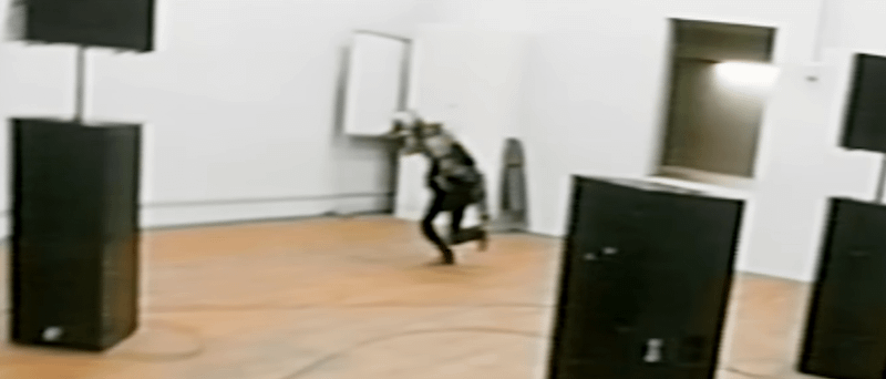 Image of Still Life monster seen in Backrooms series.