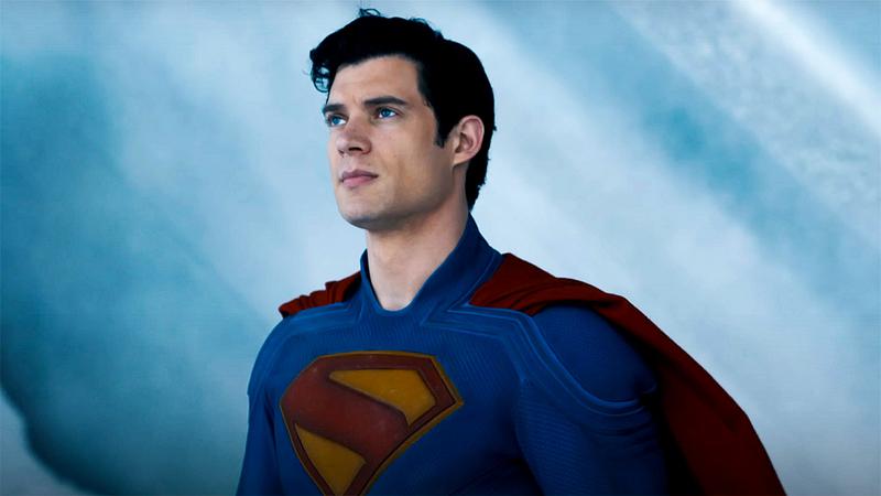 David Corenswet as Superman looking to the sky in Superman