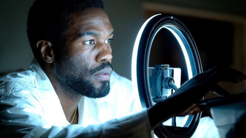 Simon Williams filming an audition tape in Wonder Man.