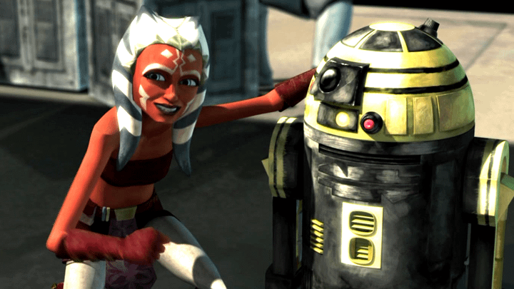 Ahsoka and an R2 unit in The Clone Wars.