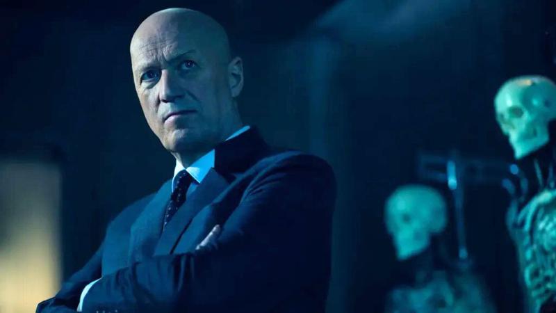 Abe Edmondson as Atom Eins in Alien Earth