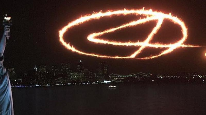 Chris Evans Johnny Storm Human Torch, 4 in the Sky, Statue of Liberty