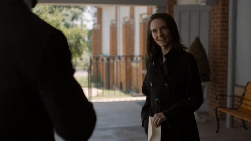 Carol Ferris smiling in Lanterns.