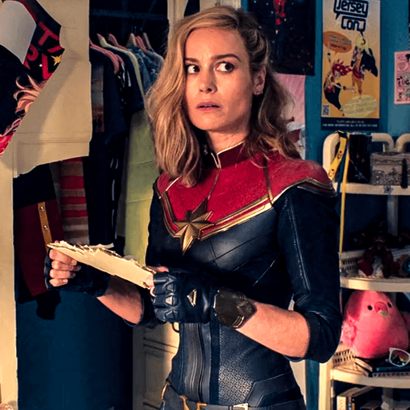 captain marvel costume