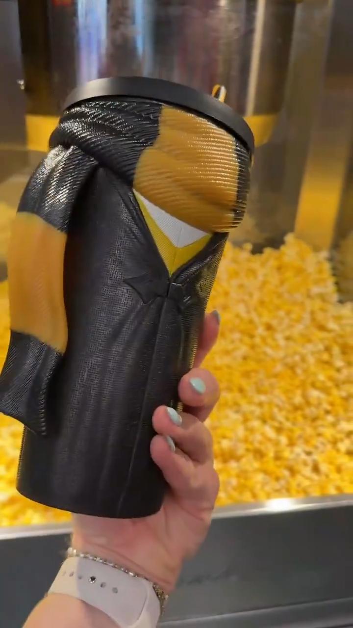 Hufflepuff Grippr cup, Cinemark.