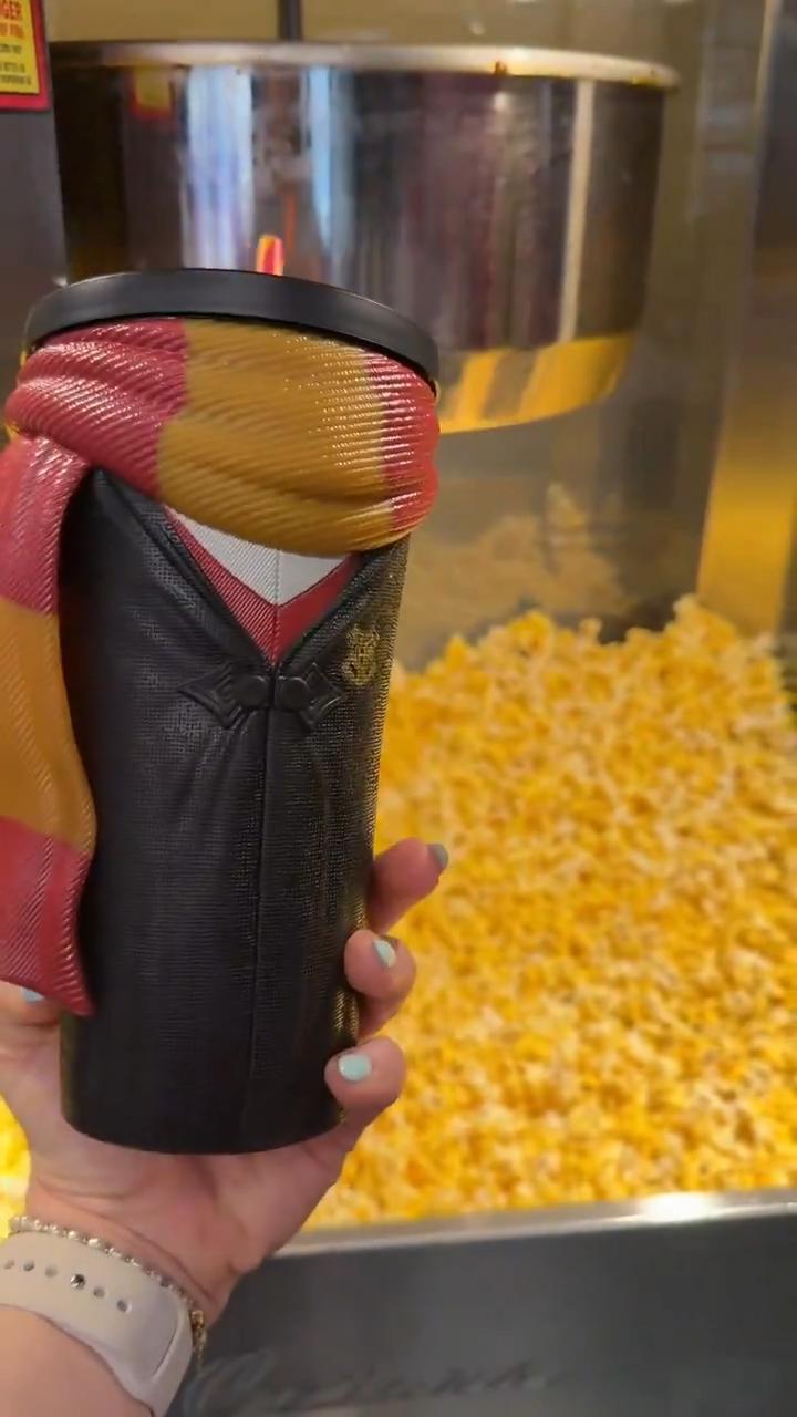 Gryffindor Grippr cup, Cinemark.