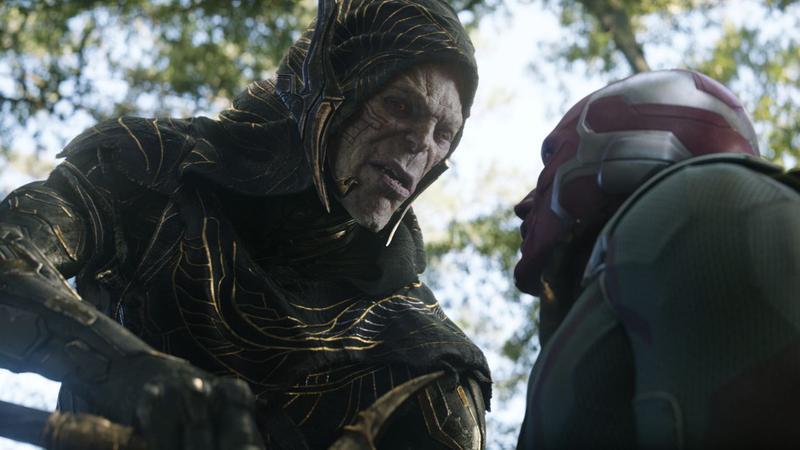 Corvus Glaive stabbing Vision in Avengers: Infinity War.