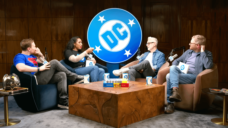 Кой Жандрё, Фрэнки Смит, Джеймс Ганн и Тайлер Коутс в подкасте DC Studios Showcase.