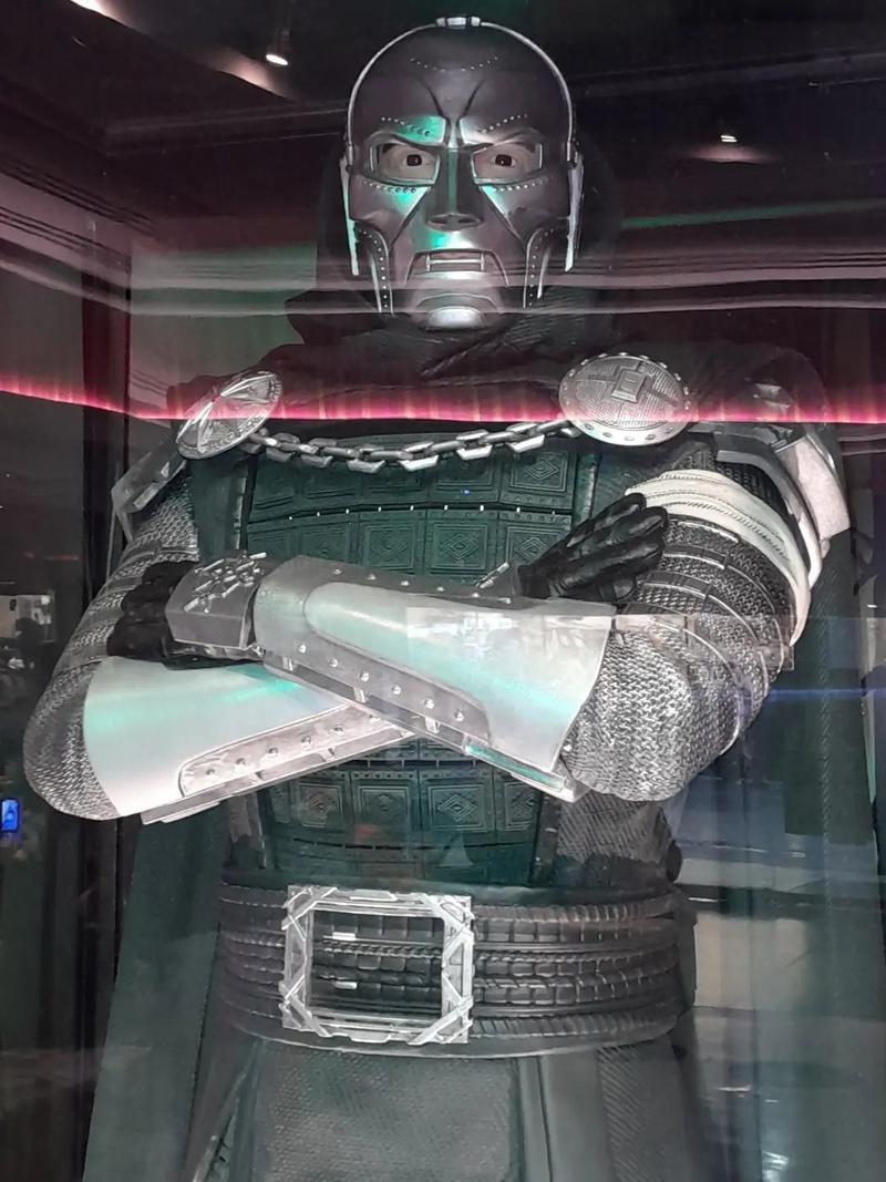 Doctor Doom statue without hood from 'Avengers: Doomsday.'