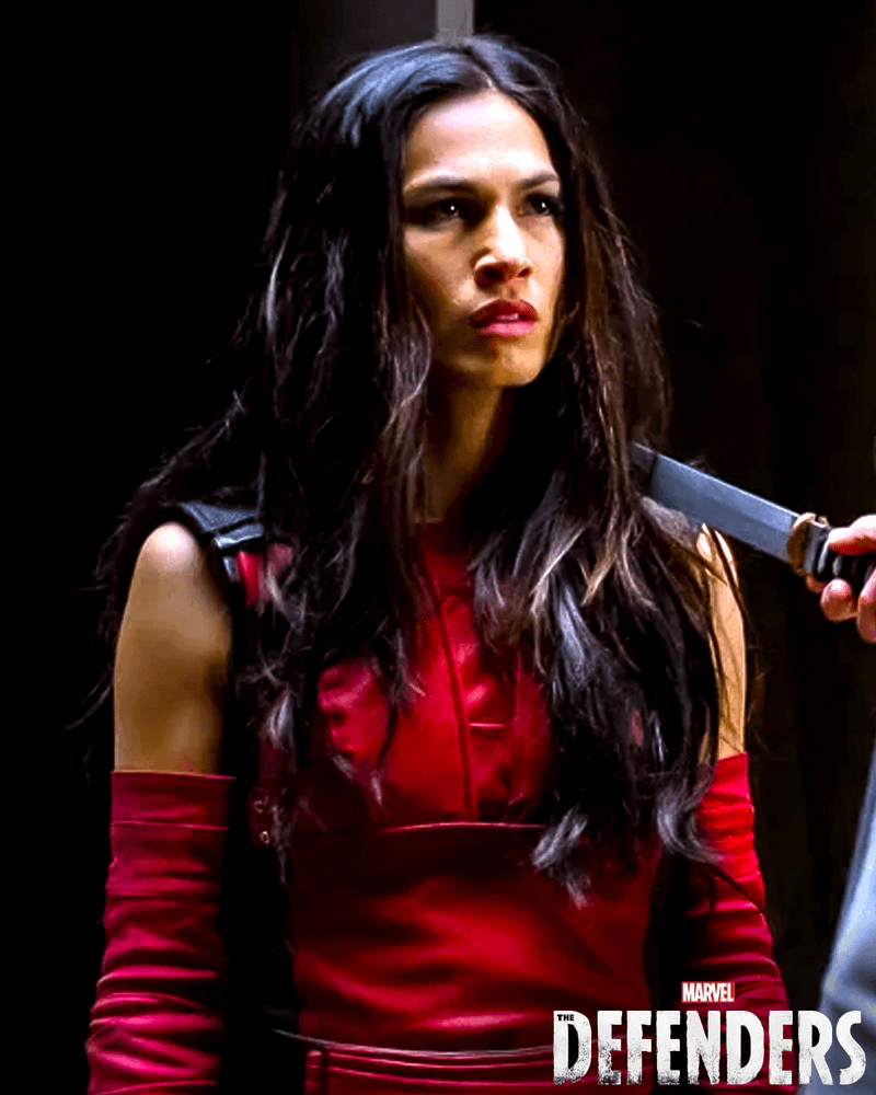 Elektra wearing an updated costume in The Defenders.