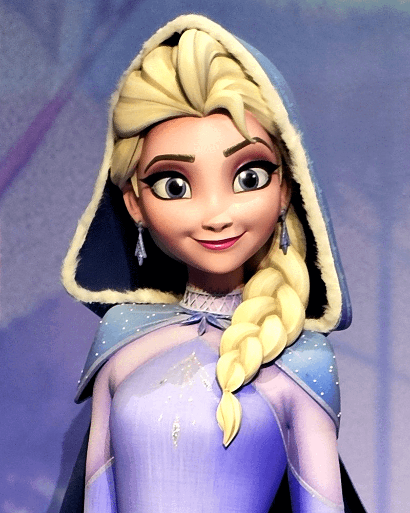 The Elsa animatronic at D23.