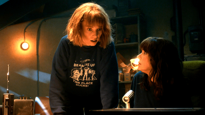 Maya Hawke as Robin & Winona Ryder as Joyce Byers in Stranger Things Season 5, Episode 2