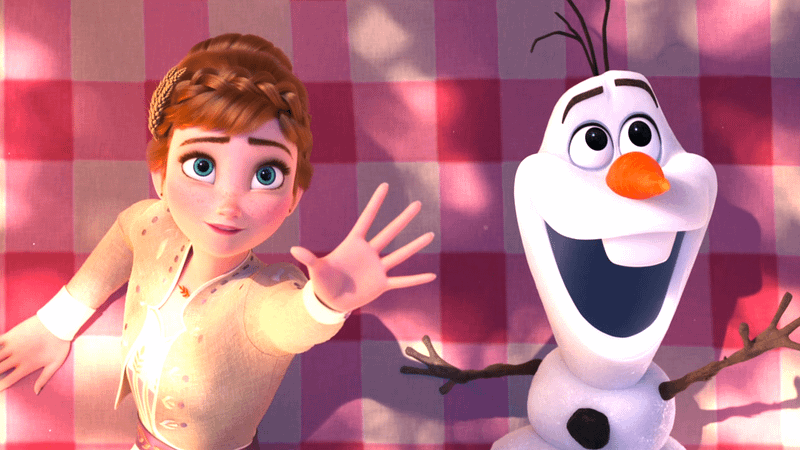 Anna and Olaf in Frozen 2.