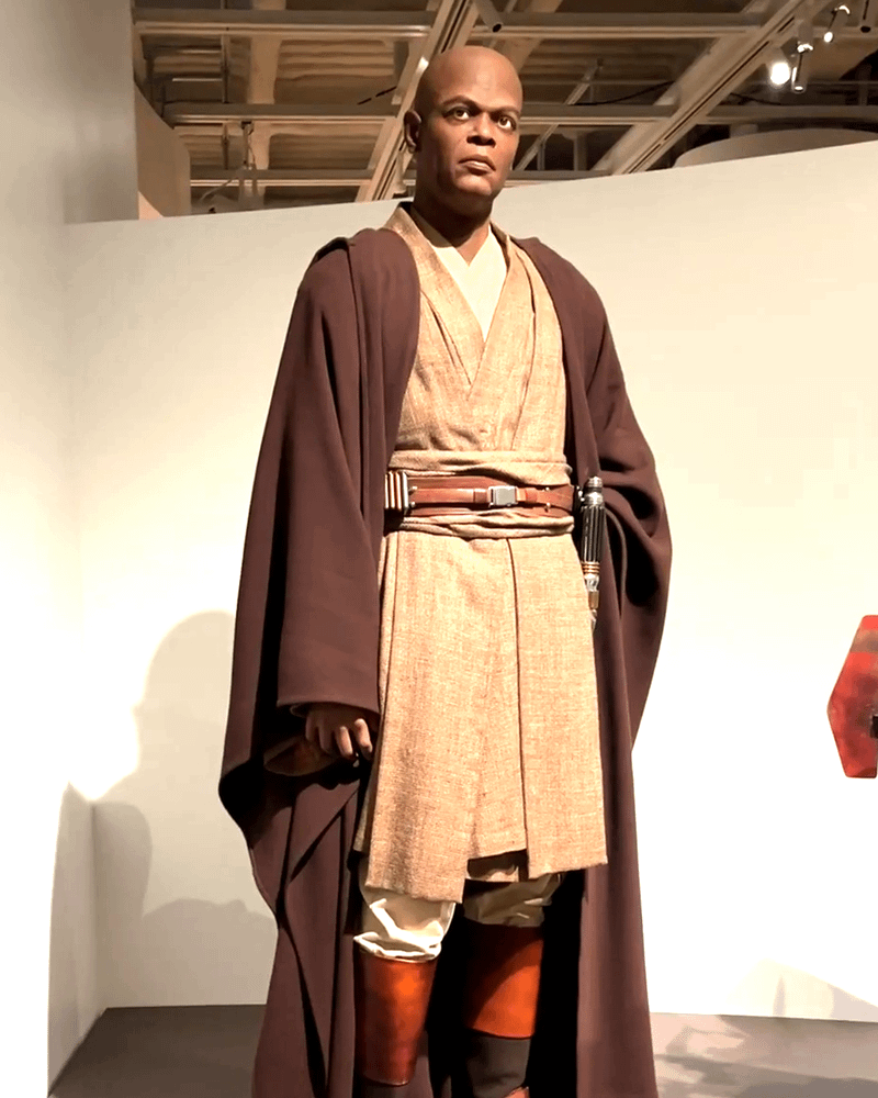 Life-size statue of Samuel L. Jackson's Mace Windu.