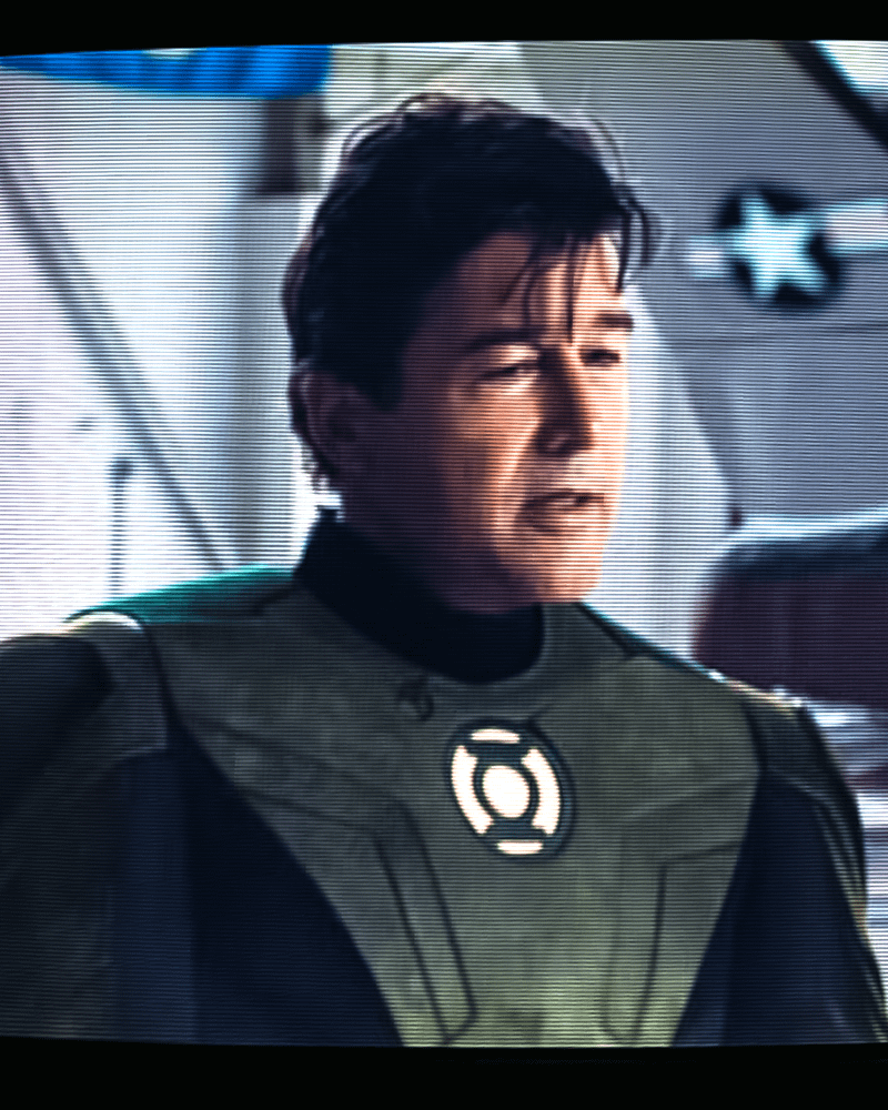 Kyle Chandler Hal Jordan in Lanterns, 1996 flashback, Green Lantern suit.