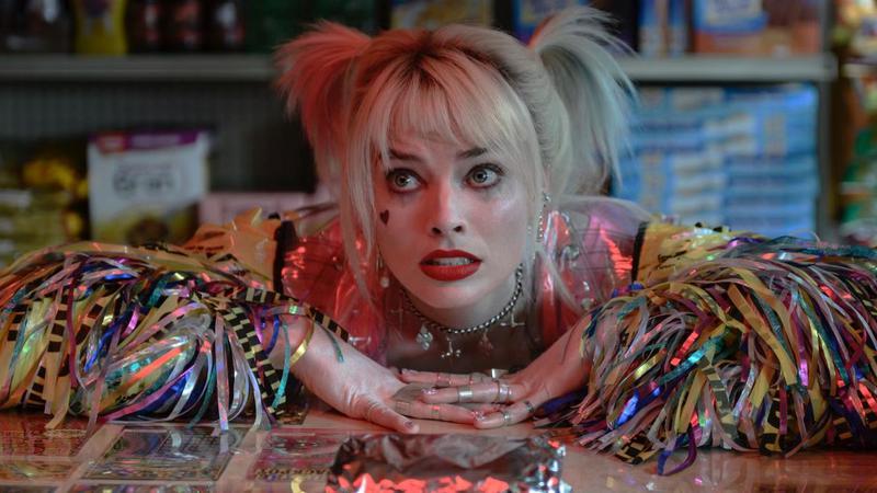 Harley Quinn looking scared in Birds of Prey.