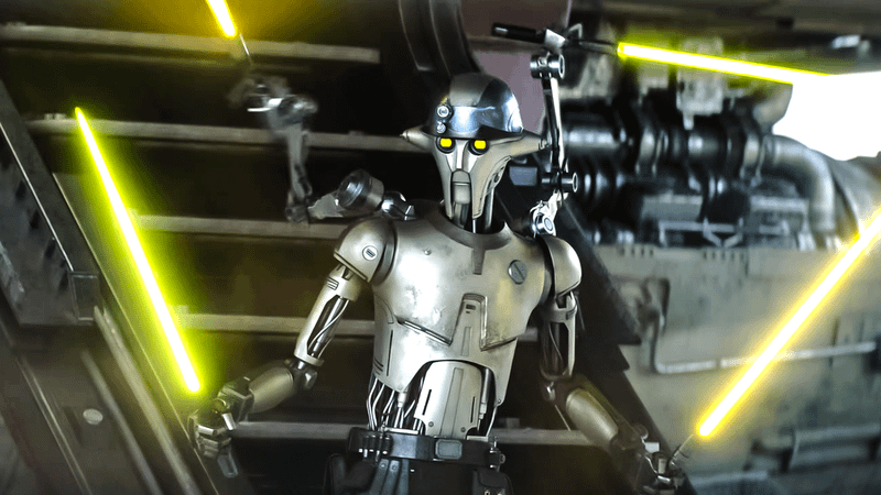 Huyang holding four lightsabers.