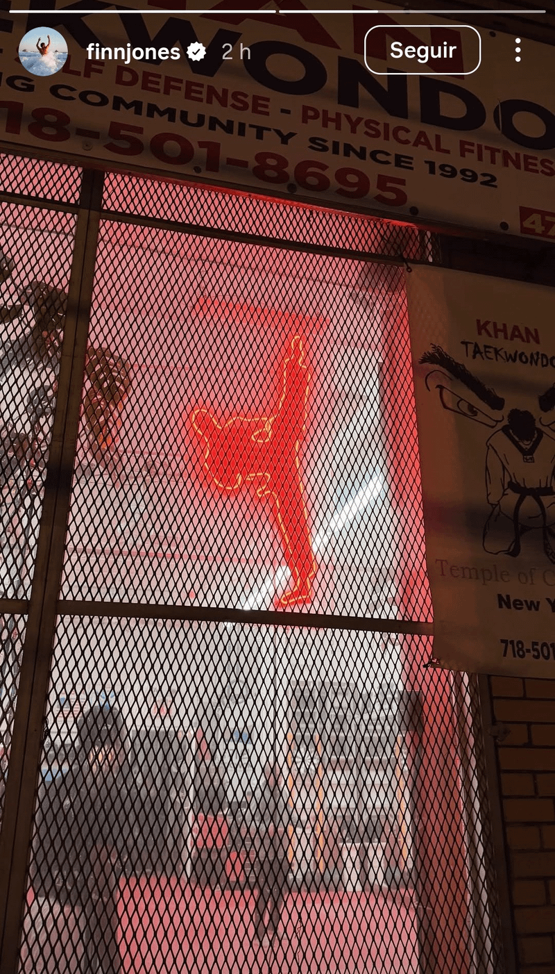 Finn Jones Instagam story of a neon dojo sign