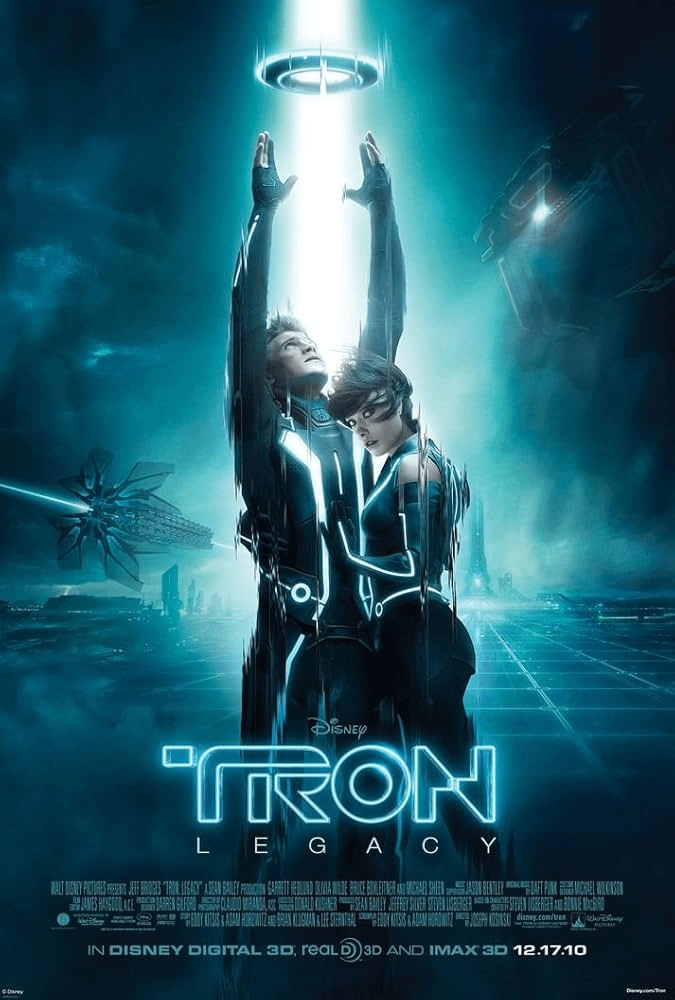 Garrett Hedlund and Olivia Wilde holding each other and basking in light on the Tron: Legacy poster