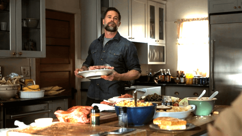 Garrett Dillahunt as William Macon in Lanterns.
