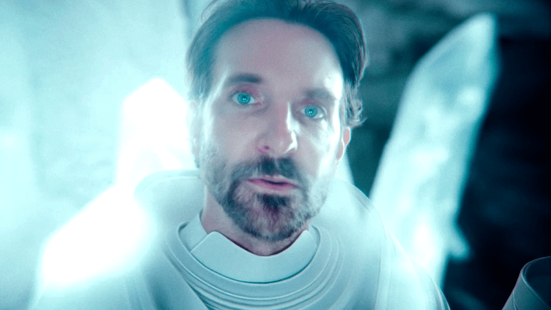 Bradley Cooper as Jor-El.