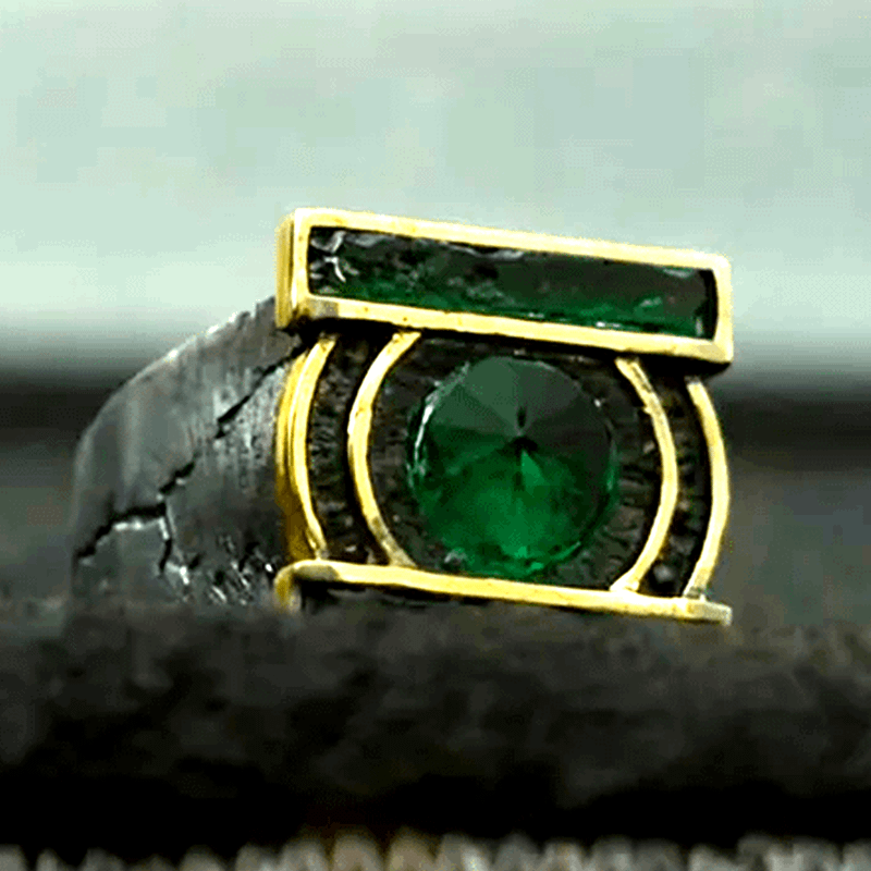 A close-up view of Hal Jordan's ring in Lanterns.