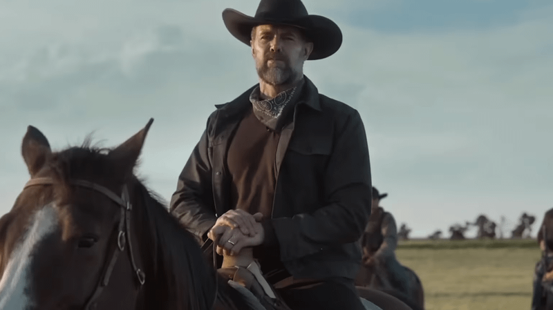 Garret Dillahunt's William Macon.