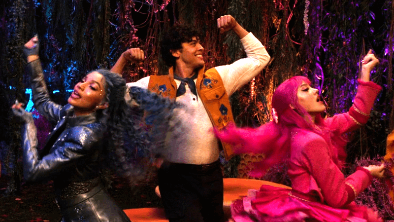 Luis Madrigal, Chloe, and Pink in Descendants: Wicked Wonderland.