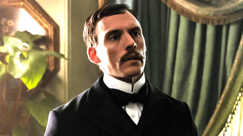 Sam Claffin as Mycroft in Enola Holmes