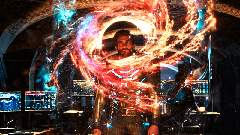 Jake Gyllenhaal as Mysterio looking at a universal projection in Spider-Man: Far From Home.