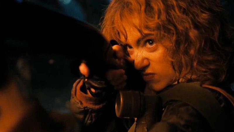 Natalie Dyer, Nancy Wheeler Gun, Stranger Things 4 Finale Sawed off Shotgun