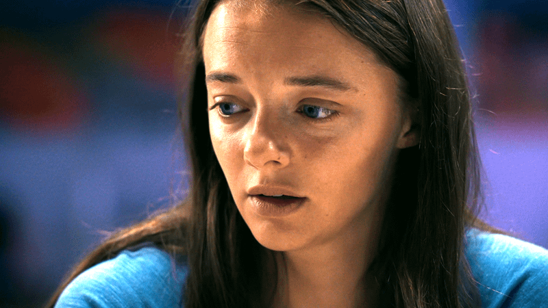 Ellie de Lange as Paige in Run Away