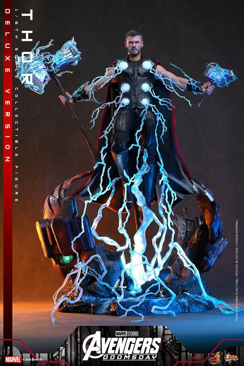 Thor Sentinel statue Hot Toys Avengers: Doomsday.