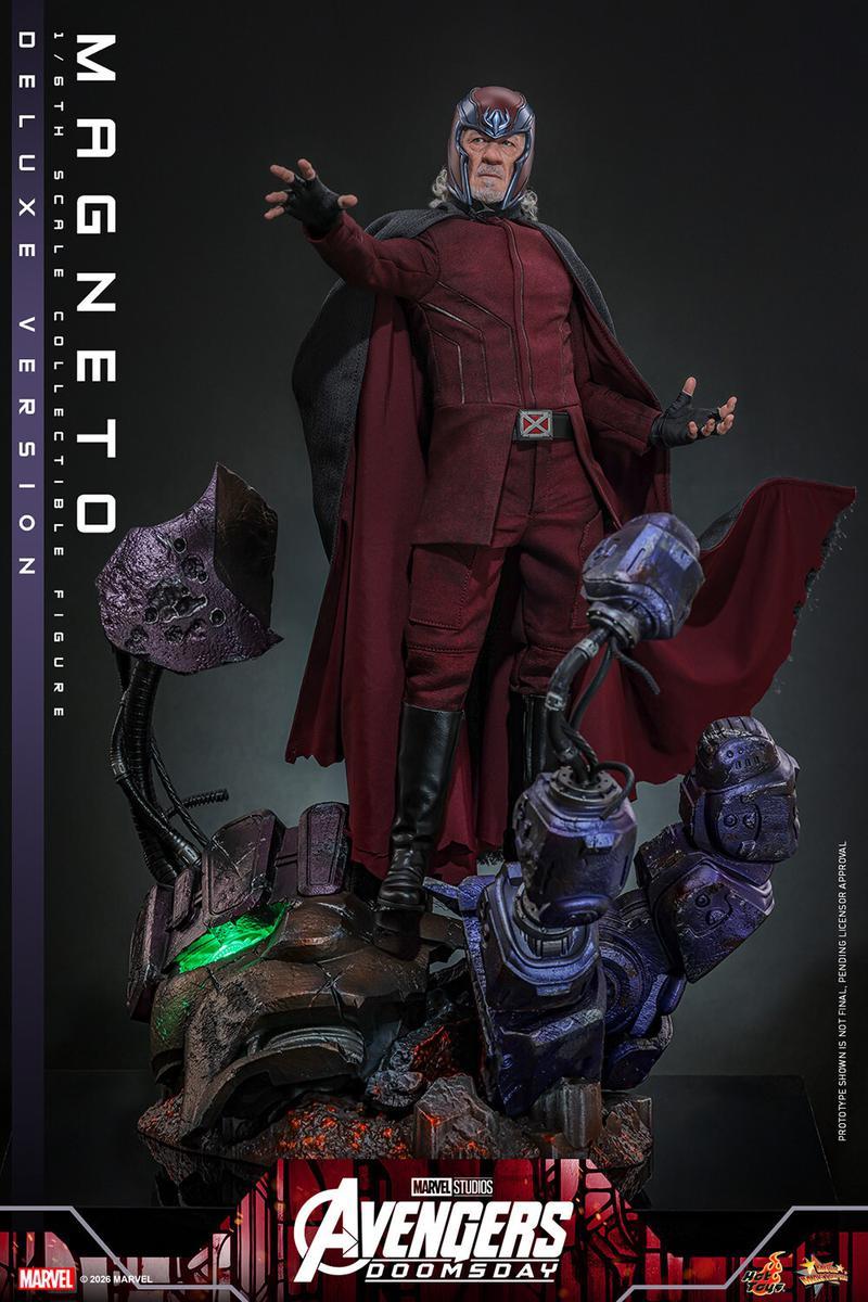Magneto vs Sentinel Avengers Doomsday Hot Toys figure.