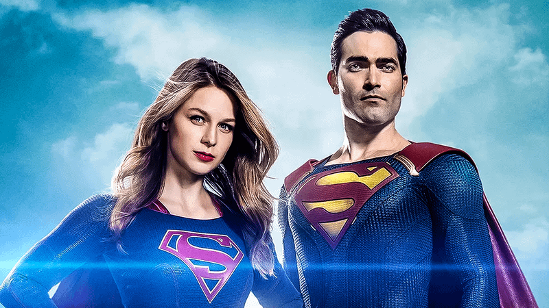 Melissa Benoist as Supergirl and Tyler Hoechlin as Superman in costume.