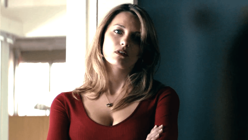 Leila George as Janine