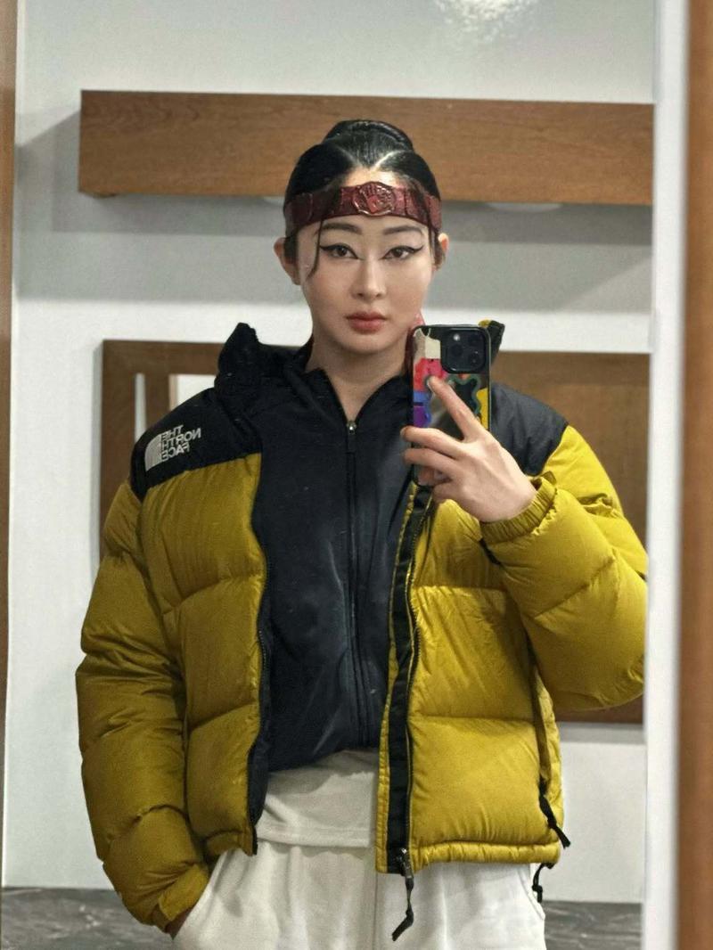 Fan Xiaoshuang as Snow behind the scene Spider-Man Brand New Day.