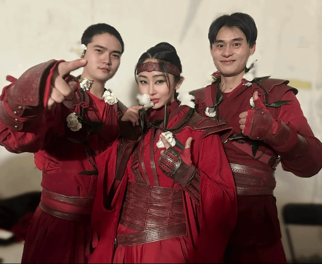 Fan Xiaoshuang and the Hand actors on set of Spider-Man: Brand New Day.