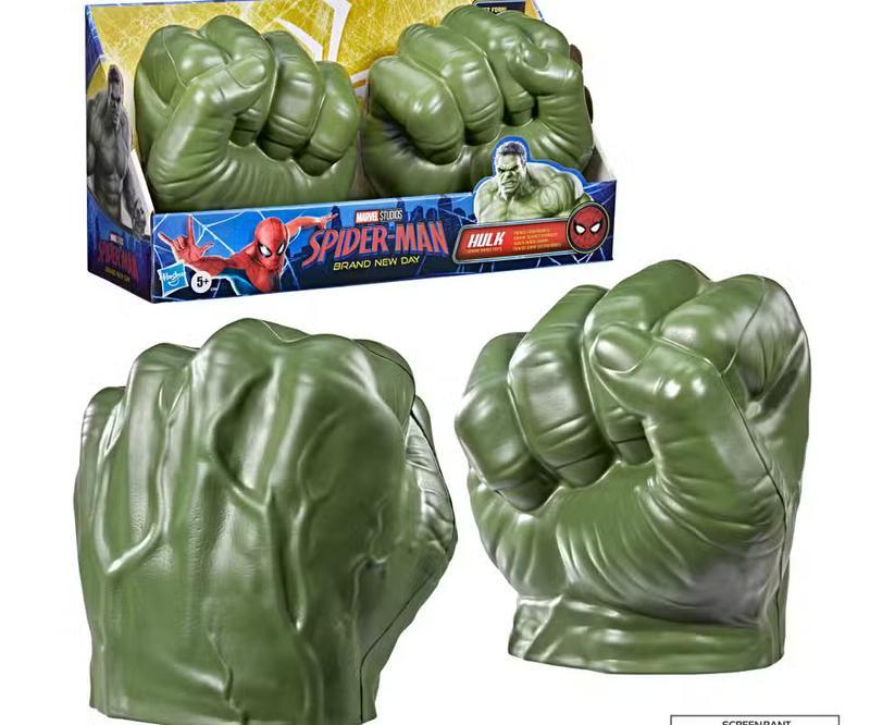 Hulk Savage Smash Fists.