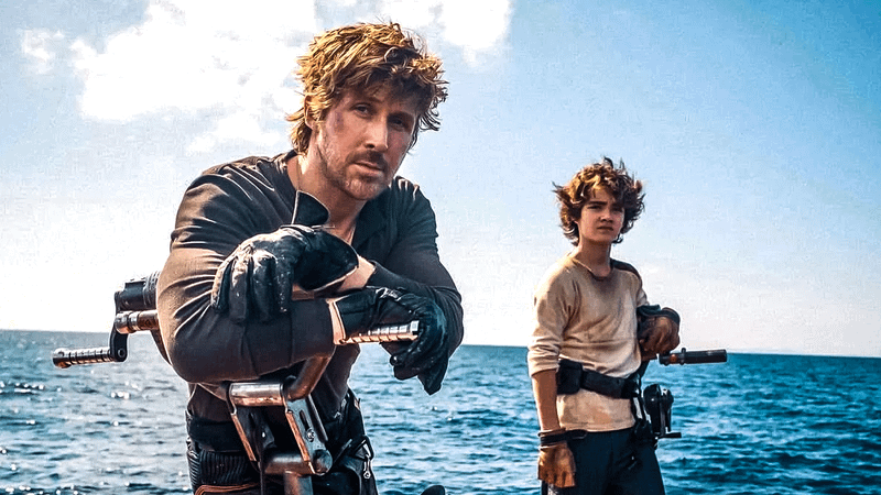 Ryan Reynolds alongside Flynn Gray in Starfighter.