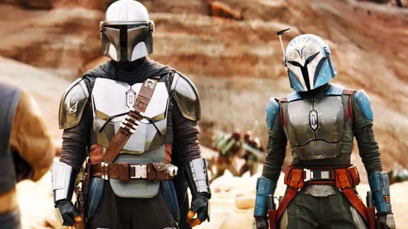 Din Djarin and Bo Katan