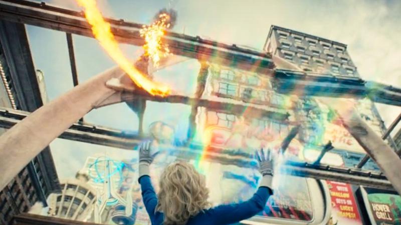 The Fantastic Four First Steps, Sue and Johnny Fix train track powers