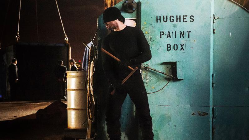 Matt Murdock in long-sleeve black costume in Netflix Daredevil.