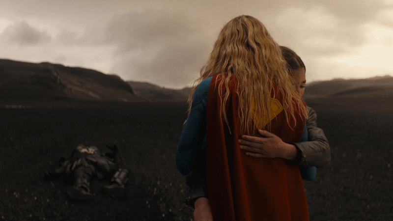 Kara hugging Ruthye in Supergirl.