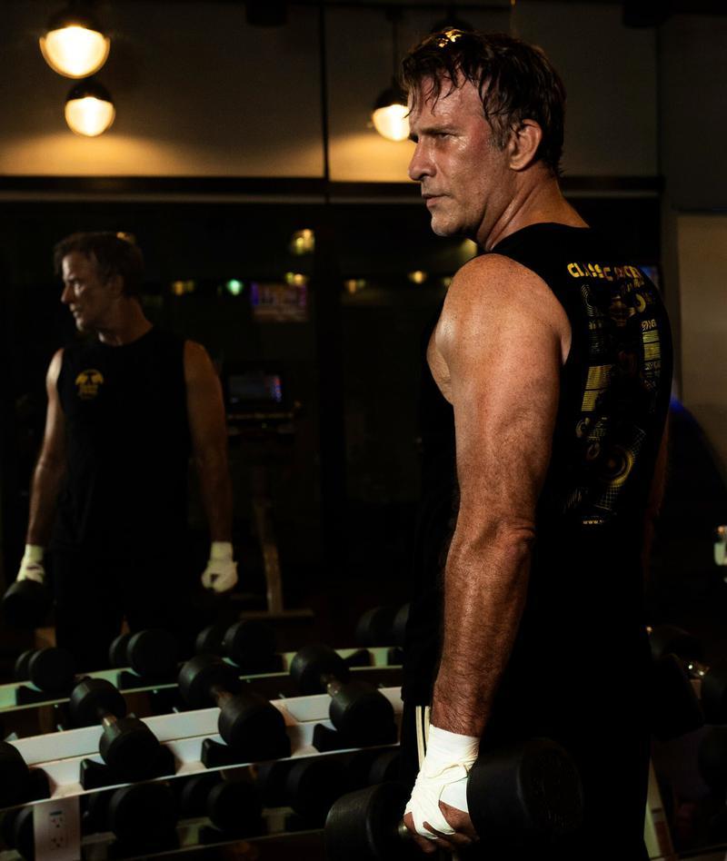 Punisher actor Thomas Jane in the gym in 2026, Avengers Secret Wars theories.