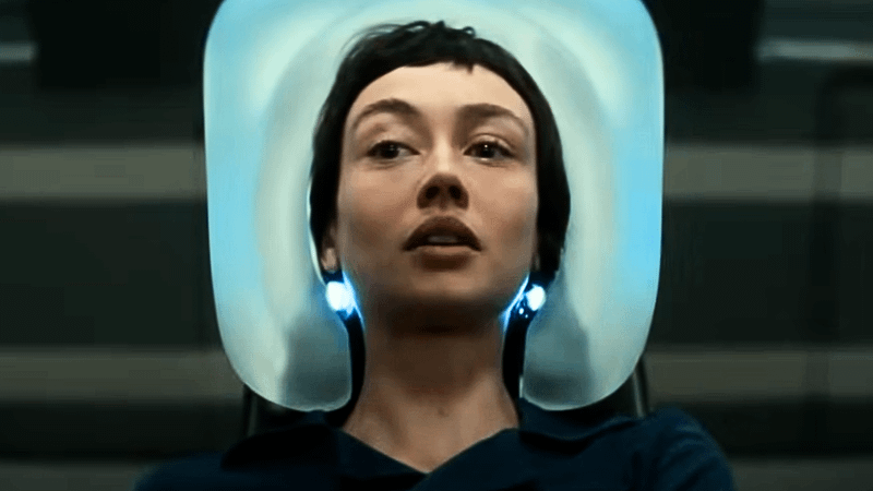 Sydney Chandler as Wendy in Alien: Earth Episode 4
